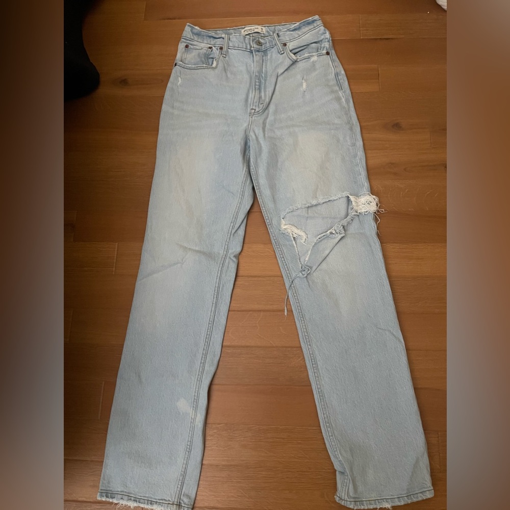 Abercrombie and fitch 90’s high rise straight leg jeans